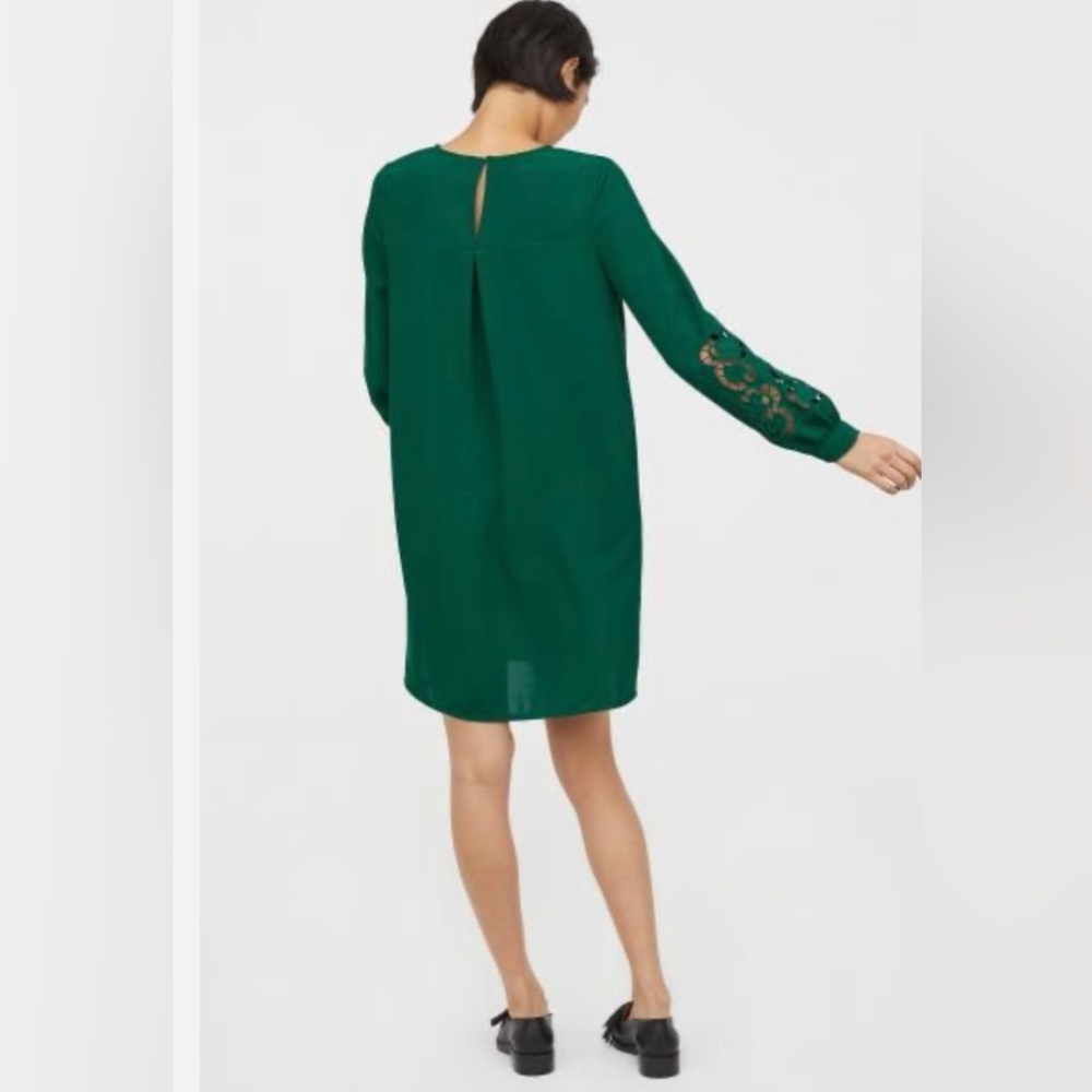 H&M Green long sleeve knee length dress